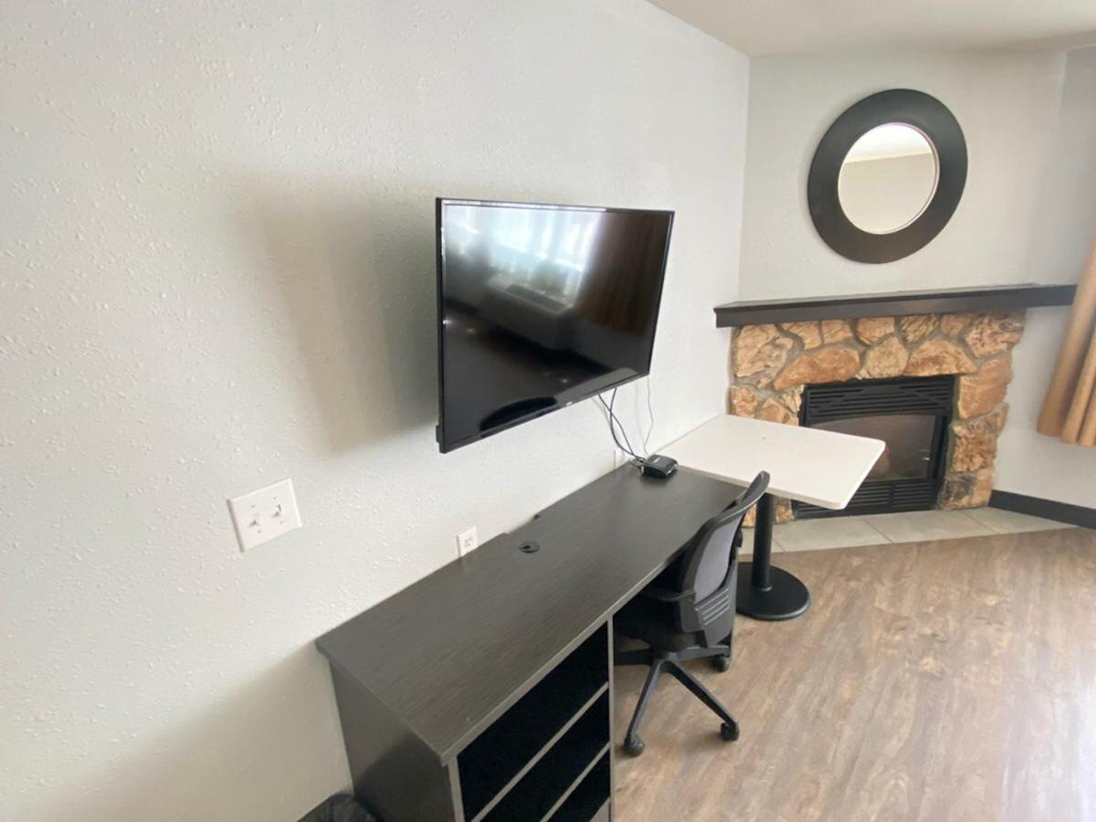 Pinetop Studio Suites Zewnętrze zdjęcie