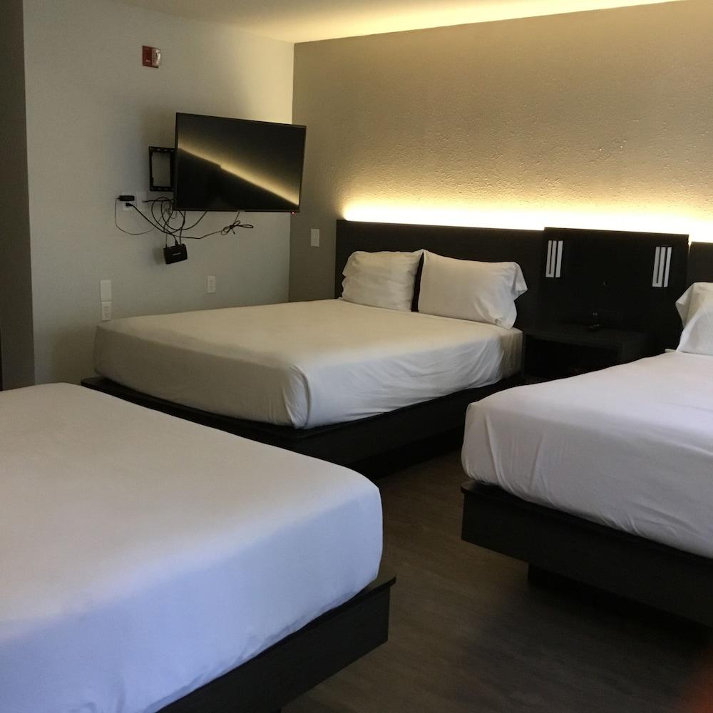 Pinetop Studio Suites Zewnętrze zdjęcie