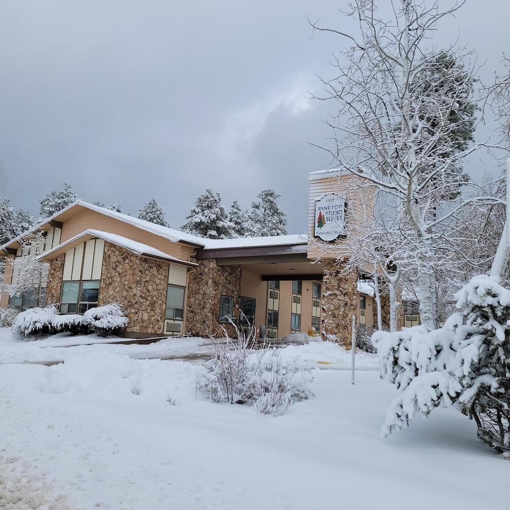 Pinetop Studio Suites Zewnętrze zdjęcie